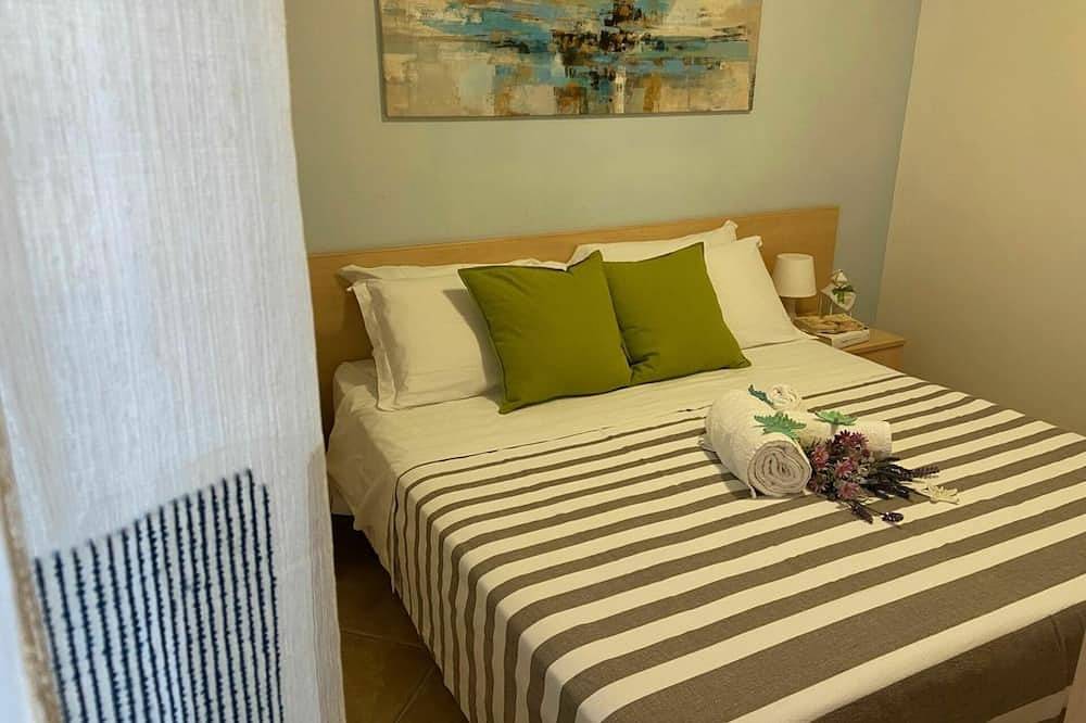 Entire apartment, Lovely apartment for 4 people with A/C, Wifi, Tv and pets allowed in Casuzze, Santa Croce Camerina