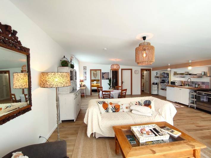 Gîte pour 4 personnes, avec Terrasse et Jardin