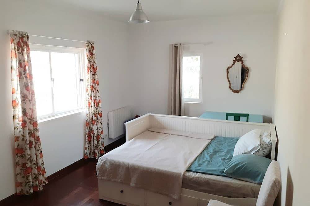 Ganze Wohnung, Santo-Amaro für 6 Personen in Oeiras, Costa de Lisboa