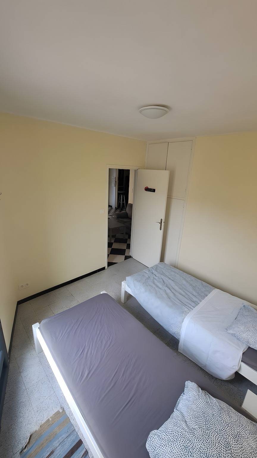 Apartamento entero, Apartamento 'Estapa' con terraza privada, balcón y aire acondicionado in Cessenon-sur-Orb, Costa mediterránea (Francia)