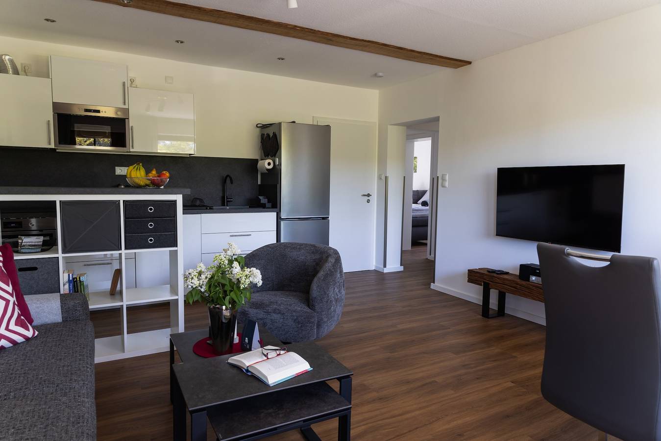 Entire apartment, Apartment “Hof Weuste Bigge” with Lake View, Shared Garden, and Wi-Fi in Attendorn, Biggesee
