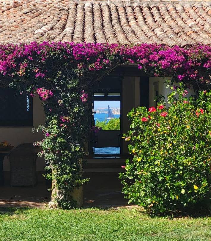 Casa vacanza per 6 persone, con Terrazza e Giardino nonché Piscina e Panorama a Porto Rafael