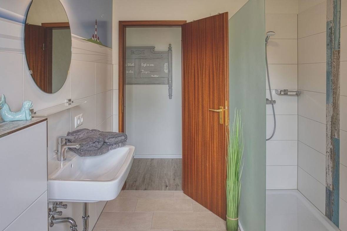 Landhaus Sonnenglück-freistehend und eingezäunt auf ca 1,20m in Tetenbüll, Eiderstedt