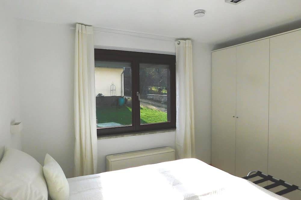 Ganze Wohnung, Schicke Erdgeschosswohnung mit großer Terrasse im Grünen in Lorch (Stuttgart), Ostalbkreis