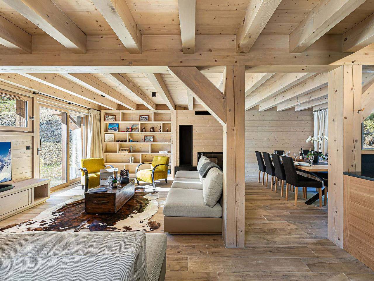 Spacious chalet near slopes with sauna and Wifi, pets allowed in Val-d'Isère, Vanoise National Park