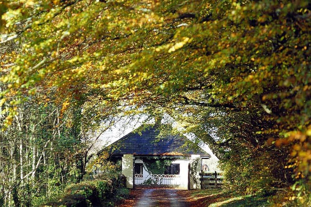 Galway Victorian Gate Lodge in Kilcoona Electoral Division, County Galway
