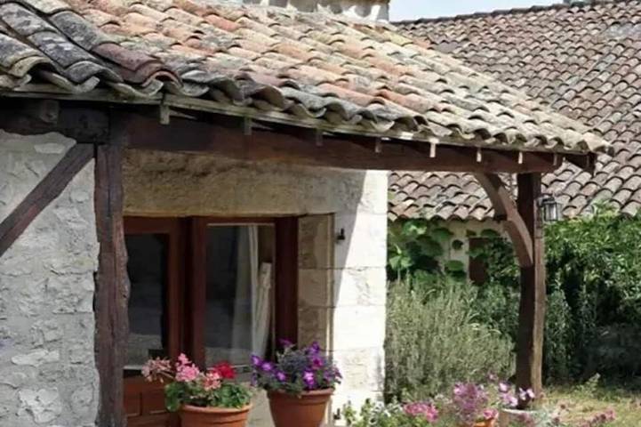 Location de vacances pour 5 personnes, avec balcon, animaux acceptés à Trespoux-Rassiels