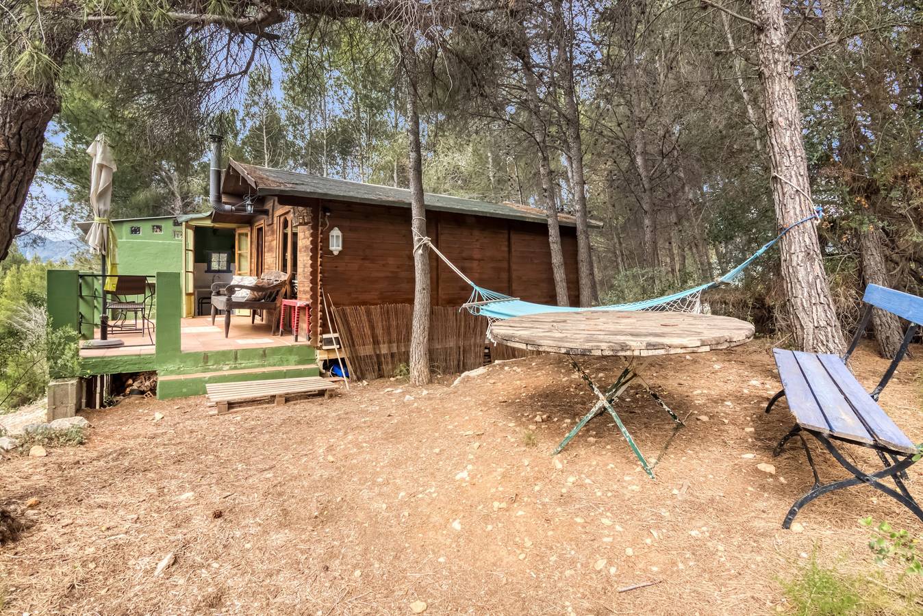 Hütte 'Del Paso' mit Gemeinschaftspool, Gemeinschaftsgarten und Wi-Fi in Bolulla, Costa Blanca