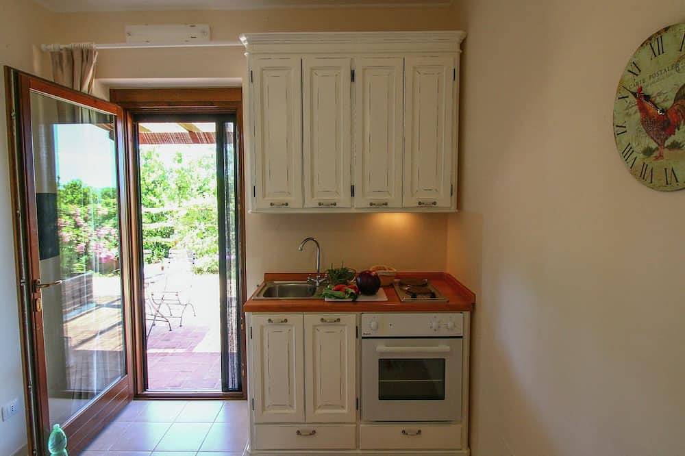 Farmhouse in Montalto near Sandy Beaches in Montalto di Castro, Viterbo Province