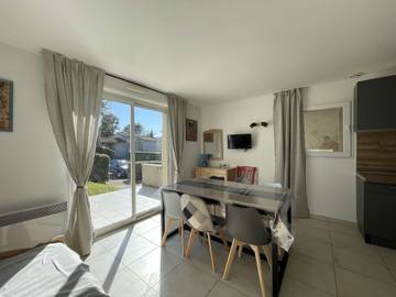 Location de vacances pour 6 personnes, avec piscine, animaux acceptés à Salavas