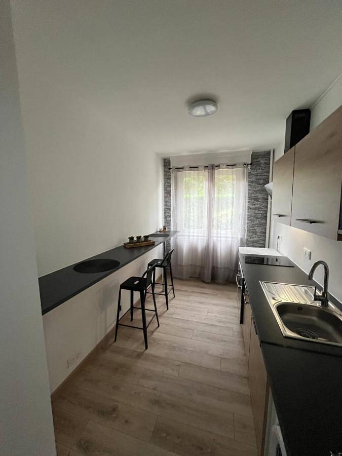 Appartement entier, Appartement proche de la citadelle in Saint-André-lez-Lille, Région de Lille