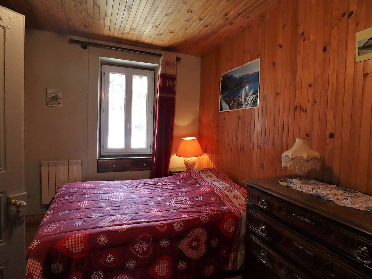 Apartamento entero, Apartamento acogedor para 6 personas con balcón soleado y local para esquís in Arêches, Beaufort (Rhône-Alpes)