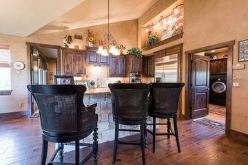 Vacation House for 16 Guests in Briarcliff, Lake Travis, Picture 2