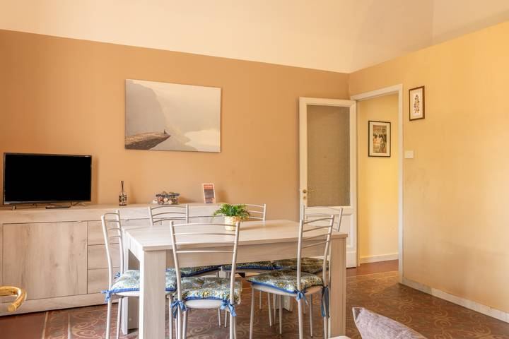 Apartment 'Casa Sveva - Finestra Sulla Storia' with Balcony, Wi-Fi and Air Conditioning