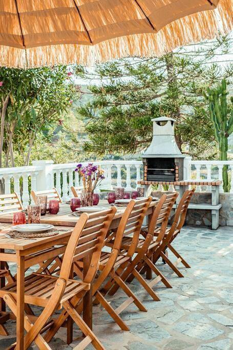 Gîte pour 10 personnes, avec jardin et vue ainsi que piscine et balcon dans Portinatx - 3