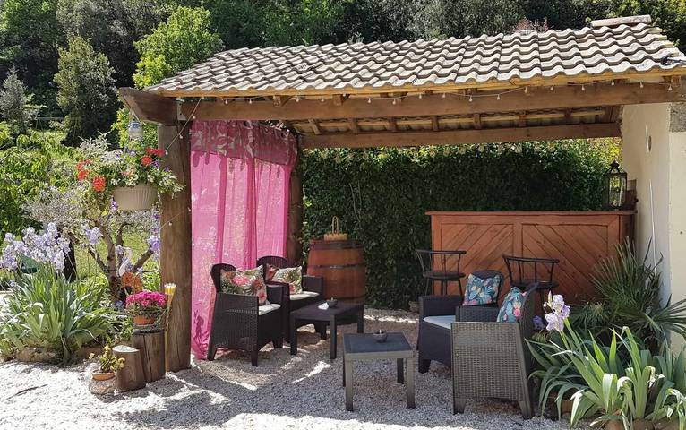 Caravane pour 2 personnes, avec jardin, adapté aux familles dans les Parc national des Cévennes - 4