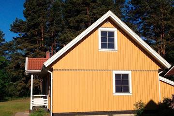 Ferienhaus für 8 Personen, mit Balkon und Garten in Userin