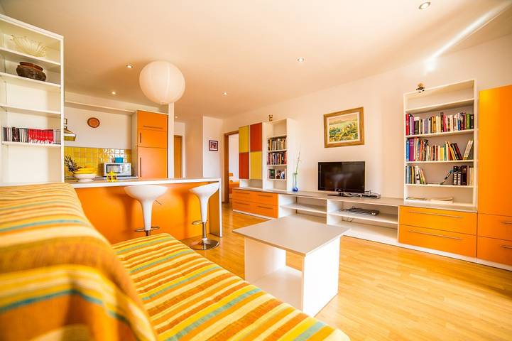 Ferienwohnung für 3 Personen, mit Terrasse in Bol