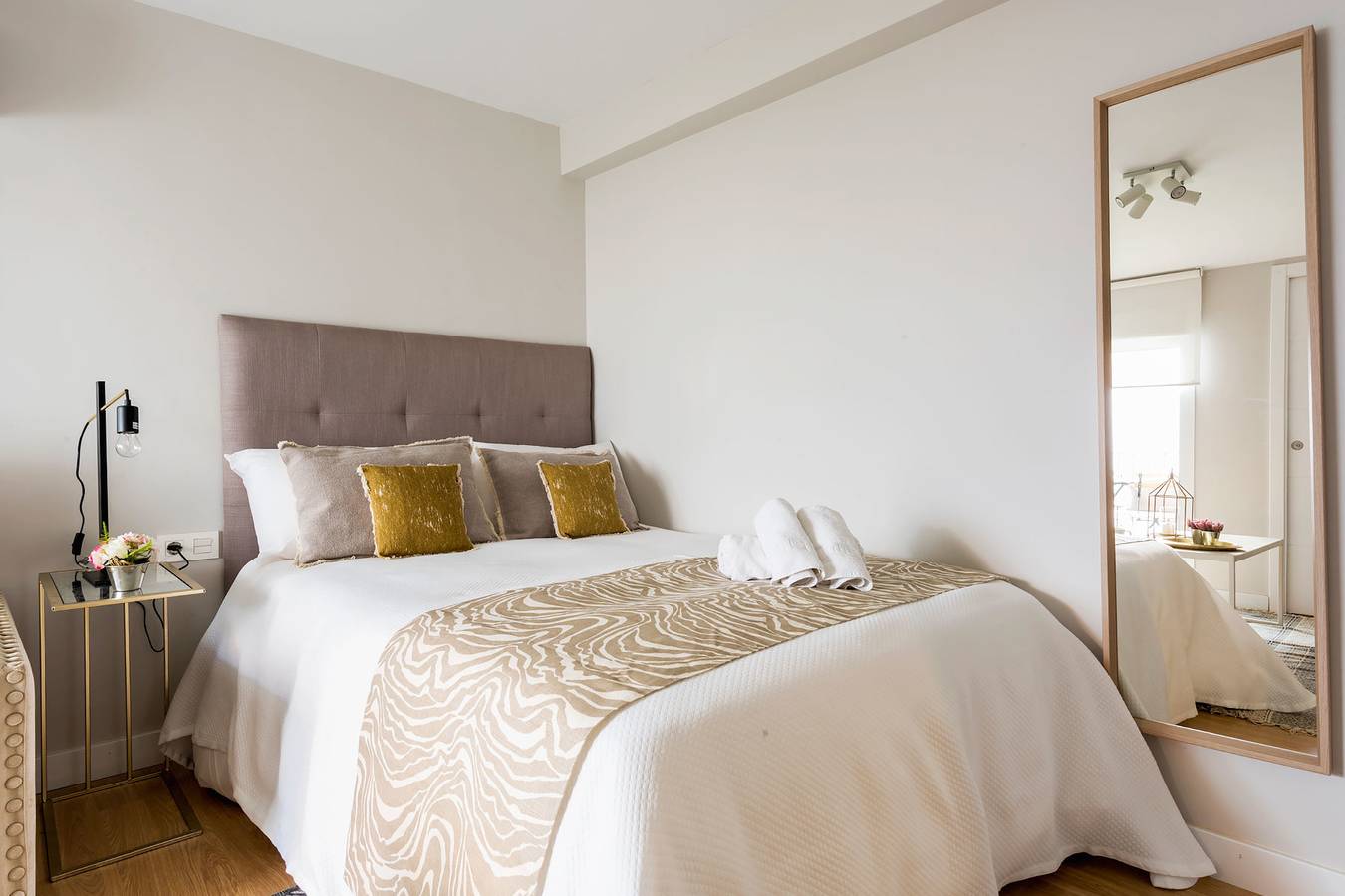 Ganze Wohnung, Ferienwohnung für 2 Personen mit Terrasse in Altstadt Málaga, Malaga