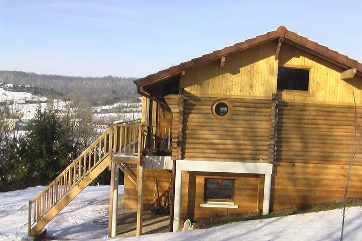 Gîte pour 6 personnes, avec Terrasse et Jardin à Aromas