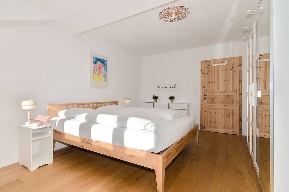 Entire apartment, Vacation apartment Cosima in Bad Wiessee, Bavarian Alps