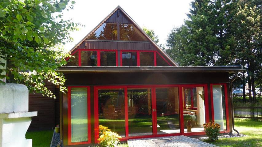 Ferienwohnung für 4 Personen, mit Garten und Terrasse in Hermsdorf