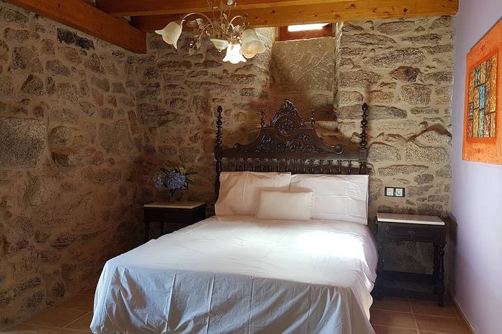 House Or Pomar Vello in Cerdedo-Cotobade, Province de Pontevedra