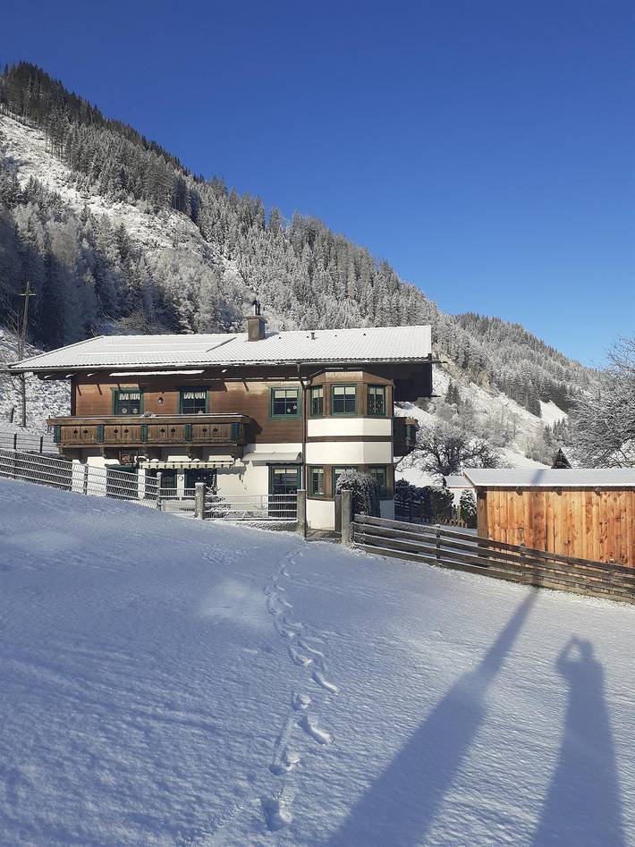Ferienwohnung für 4 Personen, mit Balkon und Sauna, kinderfreundlich in Rauris - 2