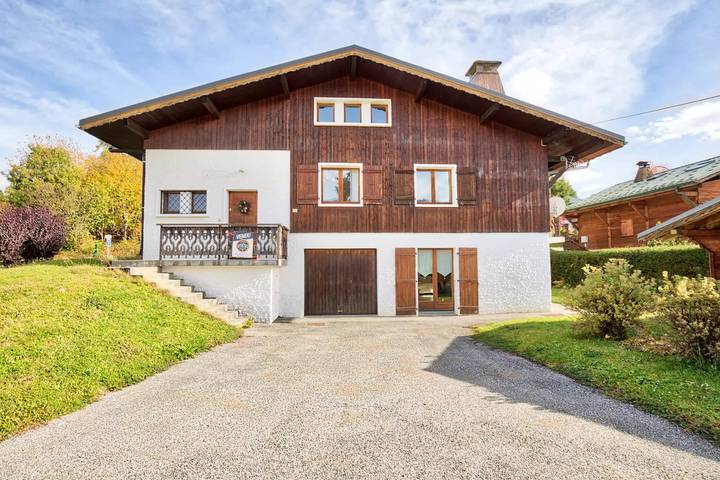 Chalet pour 4 personnes, avec jardin à Notre-Dame-de-Bellecombe