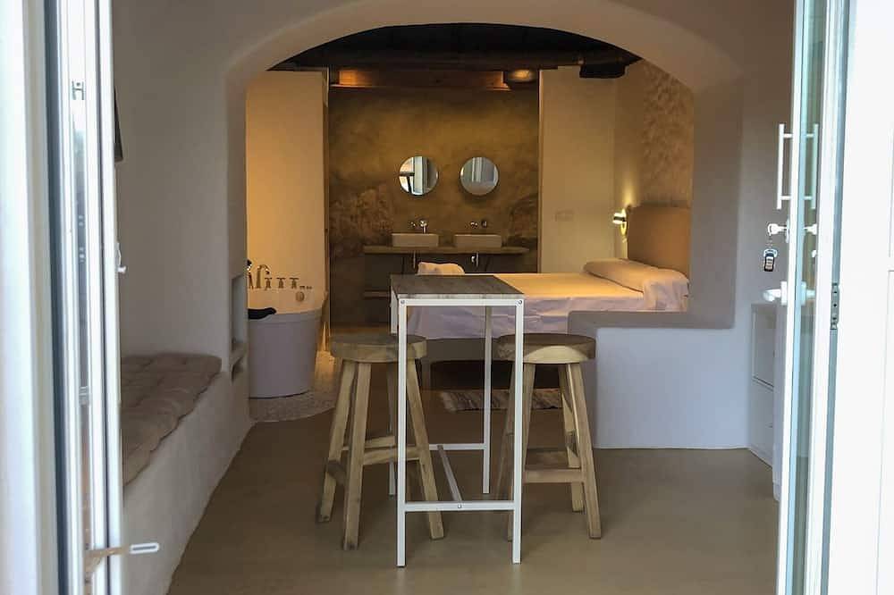 Cave House El Naranjo Rocabella Private Pool in Álora, Málaga Province