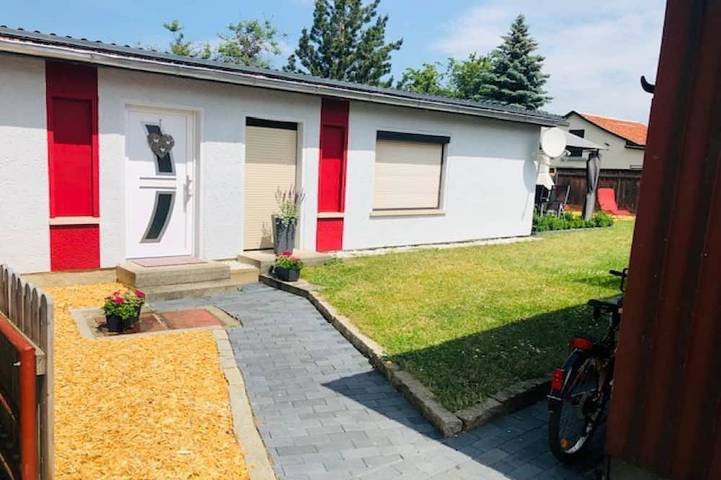 Bungalow für 4 Personen, mit Balkon/Terrasse und Terrasse sowie Garten und Sauna in Ilsenburg