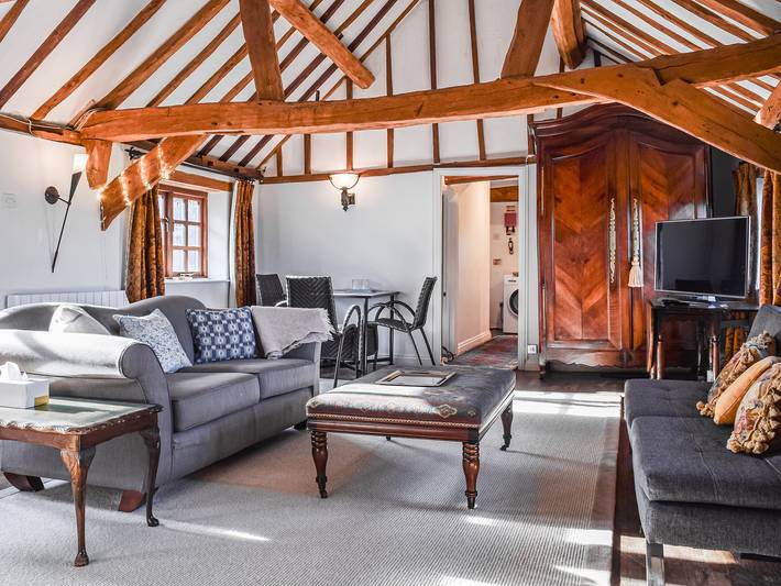 Barn Suite in Penn, Chiltern Hills