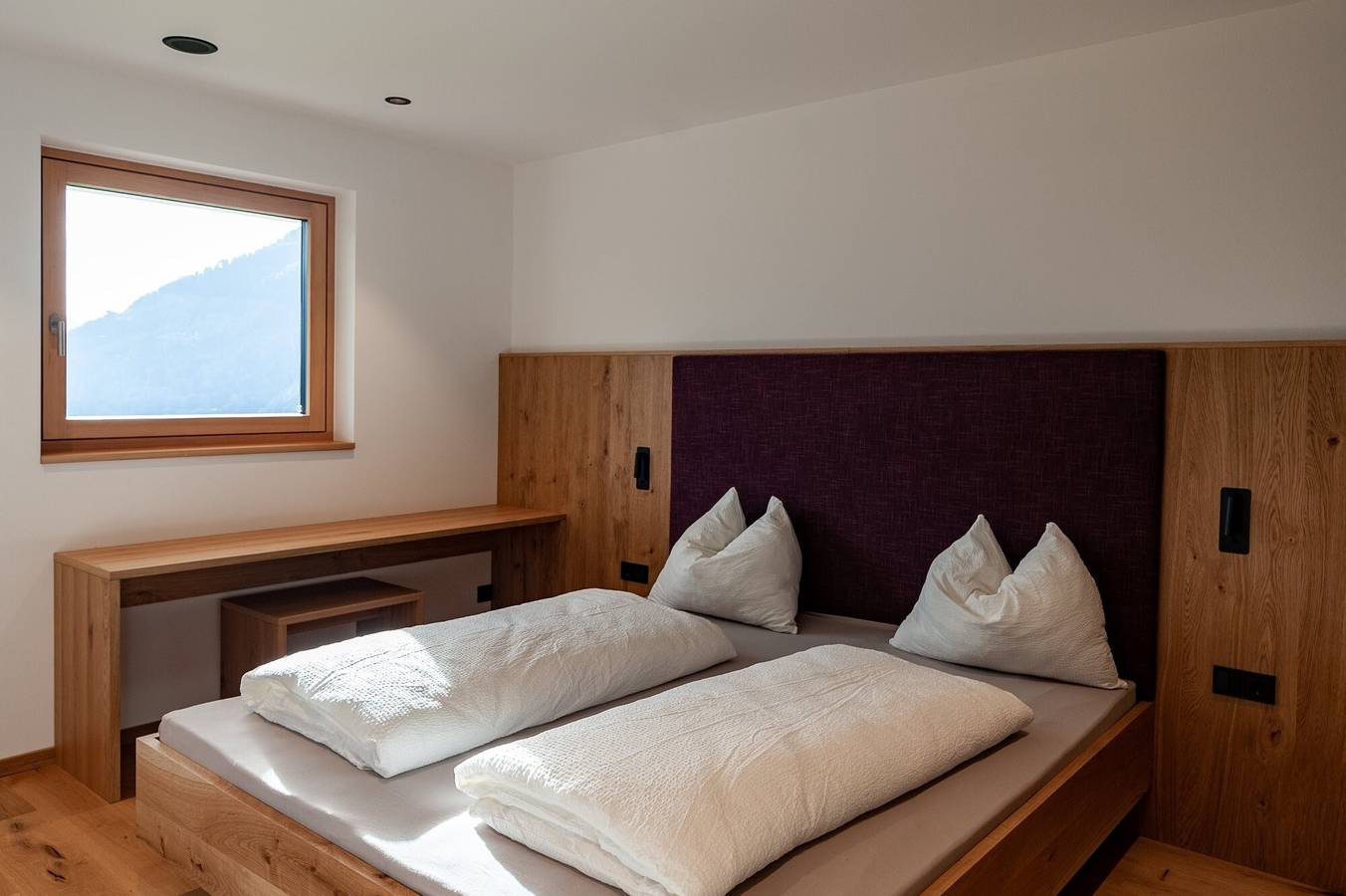 Geheel appartement, Appartement 'Hofer Hof Hirzer' met uitzicht op de bergen, tuin & Wi-Fi in Oberplars, Algund