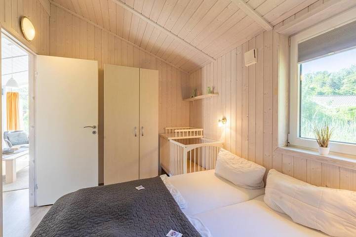 Ferienwohnung für 4 Personen, mit Terrasse und Garten sowie Pool und Sauna in der Lübeck - 2