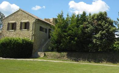 Gîte pour 2 personnes, avec jardin et terrasse en Ardèche