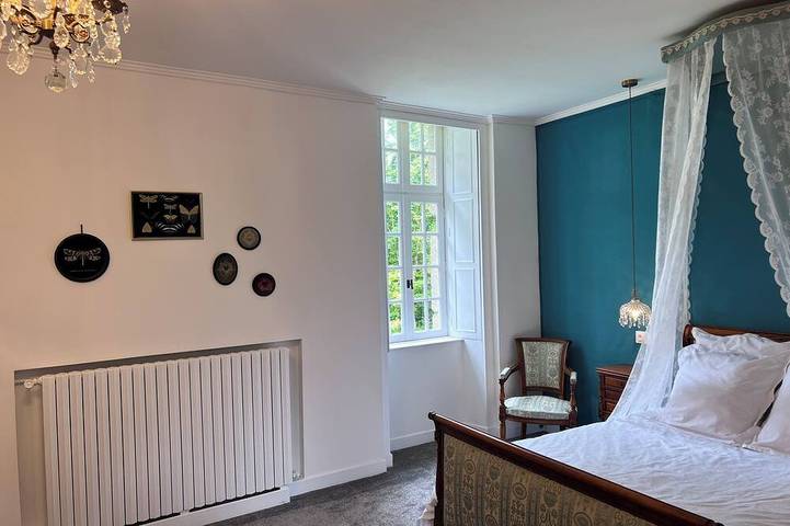 Location de vacances pour 12 personnes, avec terrasse et jardin, animaux acceptés à Moyon - 3