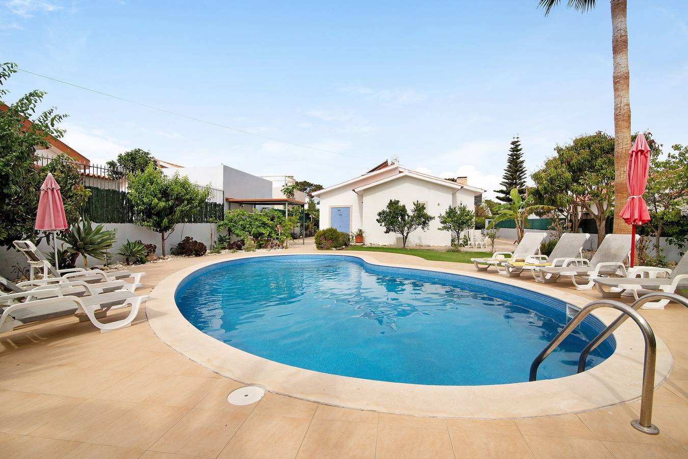 Villa 'Casa do Castelo' vicino al mare con piscina e Wi-Fi in Albufeira, Distretto di Faro