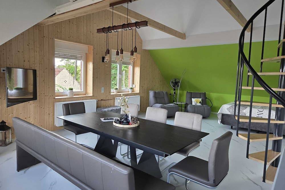 Ganze Wohnung, Ferienwohnung Familie Lange, für bis zu 8 Person auf 105m², Haustierfreundlich in Radensdorf, Lübben