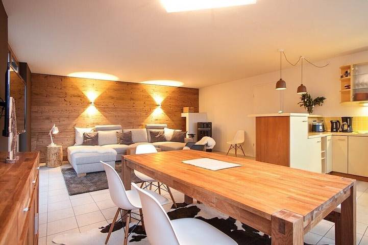 Ferienhaus für 6 Personen, mit Terrasse und Sauna sowie Garten, mit Haustier im Erzgebirge