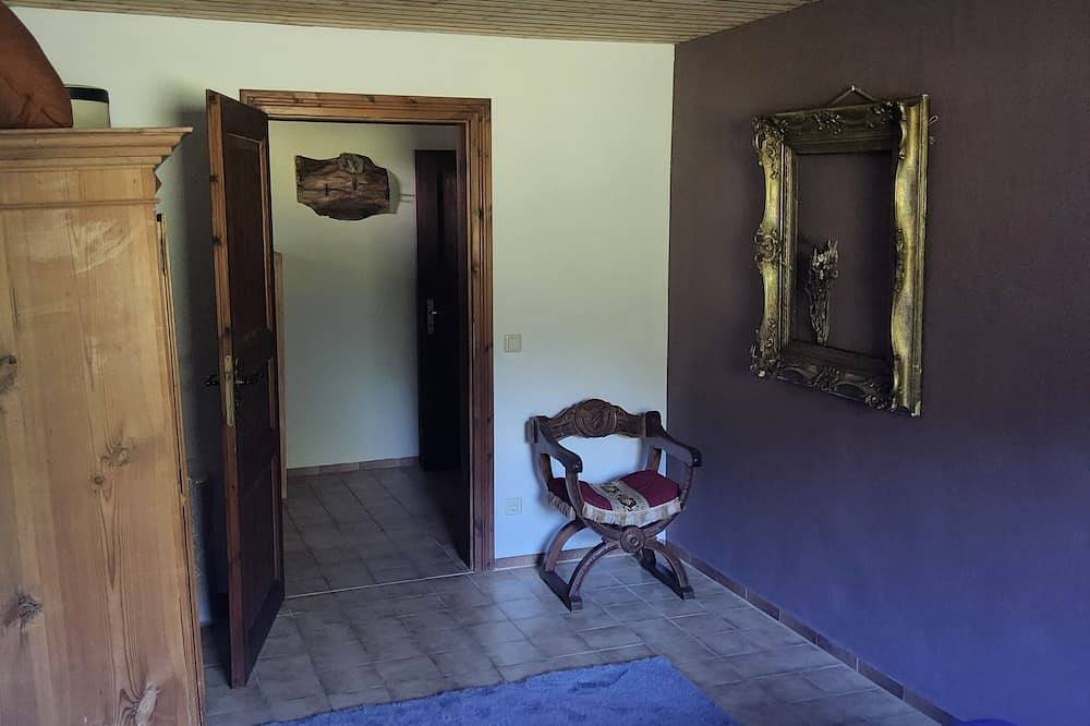 Ganze Wohnung, Grosse, ruhige Ferienwohnung mit Garten, Vollküche, Glasfaser Wlan und Parkplatz in Thomasburg, Nordheide