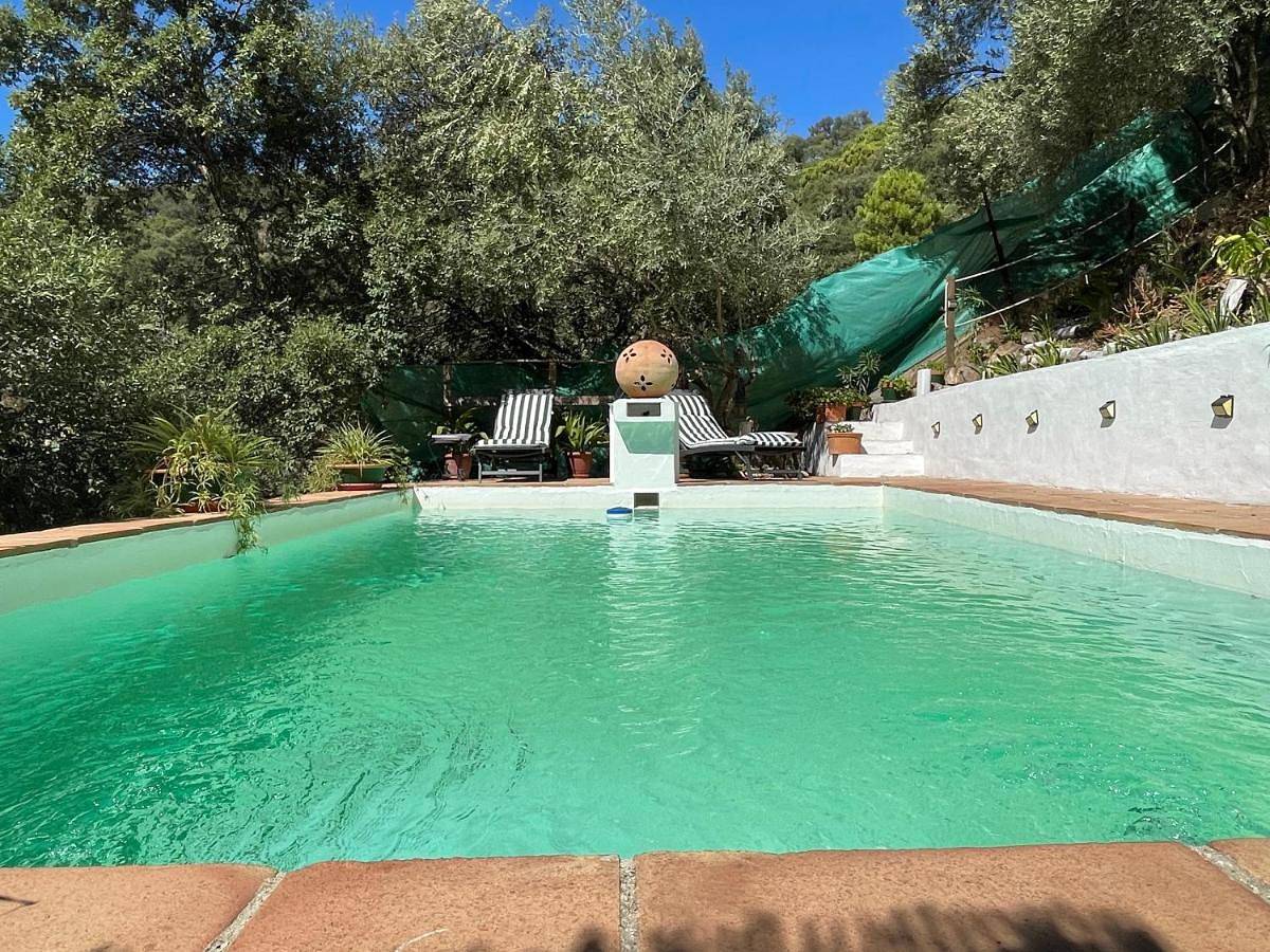 Two-Bedroom House in Genalguacil, Malaga Prowincja