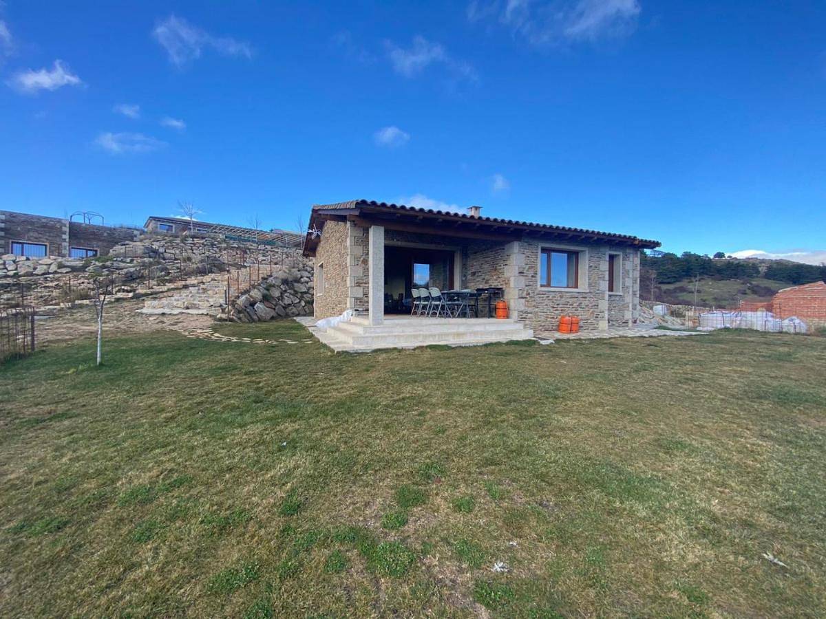 Casas Rurales en Peguerinos (P.N. del Guadarrama) in Peguerinos, Provincia de Ávila