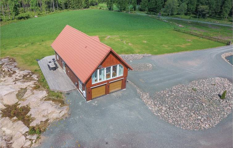 Hus för 8 Personer med trädgård in Jönköpings län