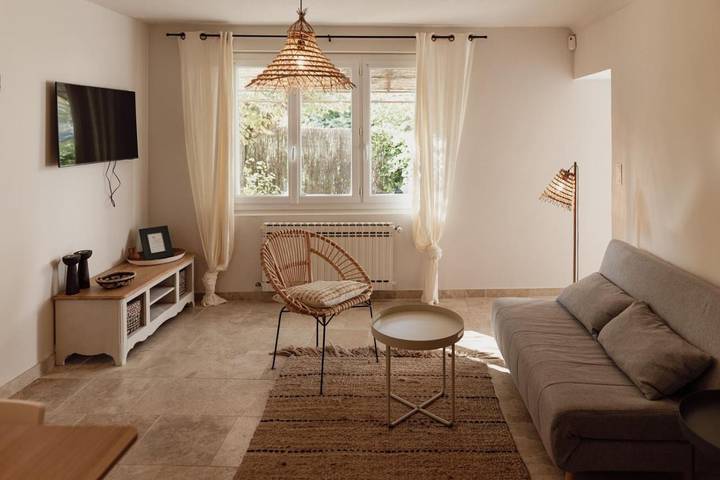 Location de vacances pour 4 personnes, avec piscine ainsi que jardin et vue à Mormoiron - 4