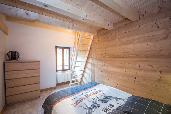 Appartement entier, L’Écrin du Val d'Arly - Vue montagne, parking privé in Flumet, Région d'Albertville