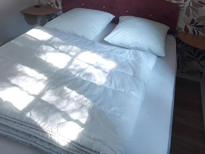 Camping Le Nizour - Mobilheim 4 personen - Chenille - 2 Schlafzimmer in Sireuil, Charente