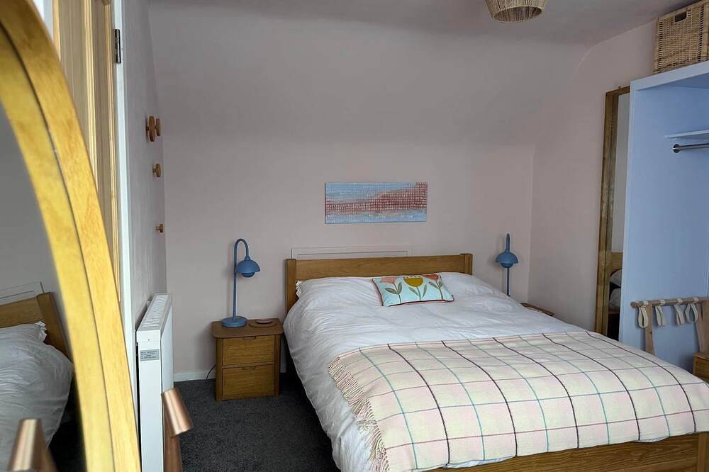 Faerie Cottage, Luss, Loch Lomond in Loch Lomond, Argyll & Bute