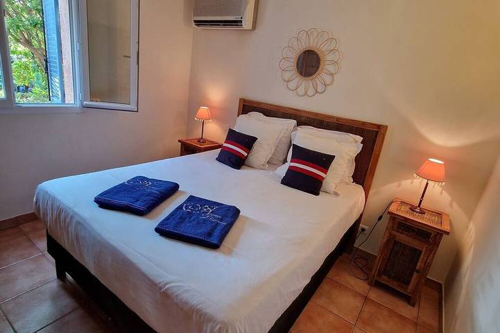 Appartement de vacances pour 2 personnes, avec jardin et terrasse, animaux acceptés