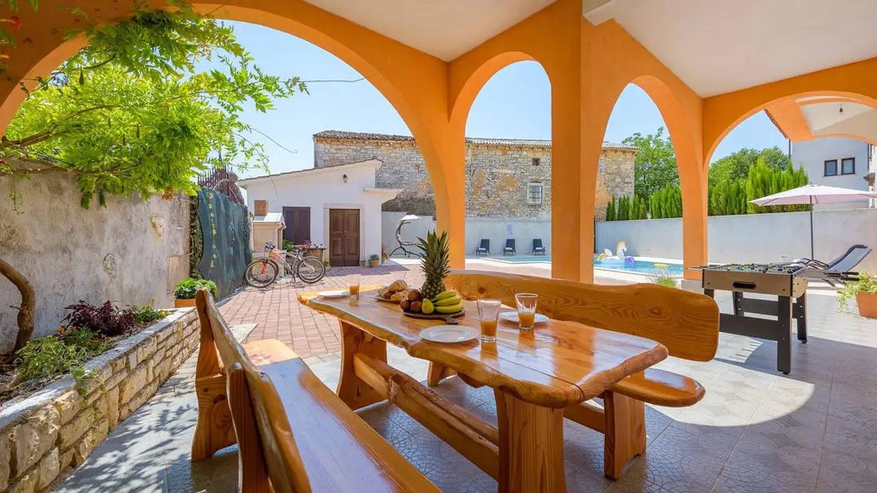 Ferienhaus für 8 Personen (220 m²) in Škropeti in Skropeti, Zentralistrien