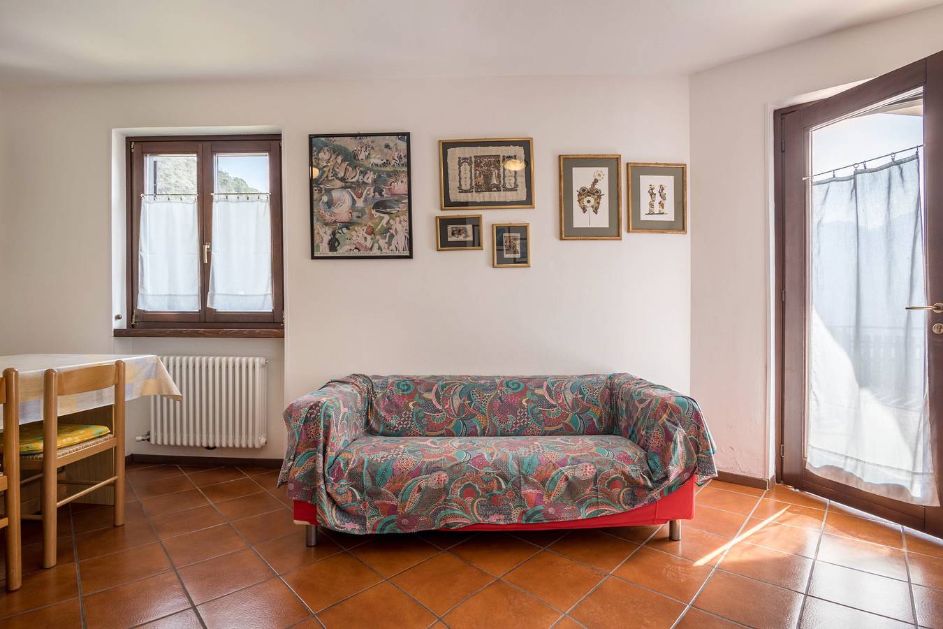 Ganze Wohnung, Ferienwohnung "Bellavista" mit Blick auf den See und Terrasse in Mezzolago, Ledro